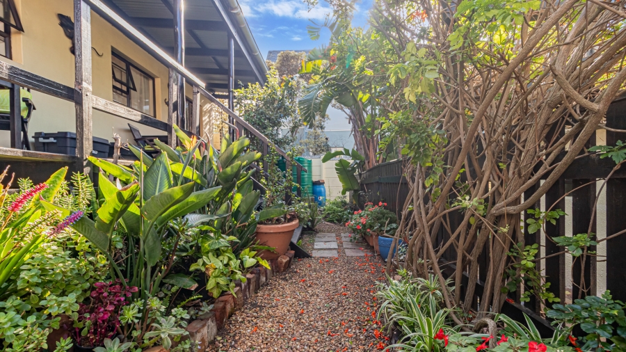 8 Bedroom Property for Sale in Fish Hoek Western Cape